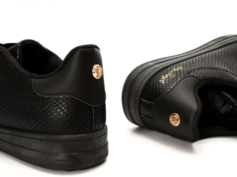 Γυναικεία sneakers με χρυσές λεπτομέρειες ΒΙ2528 μαύρο